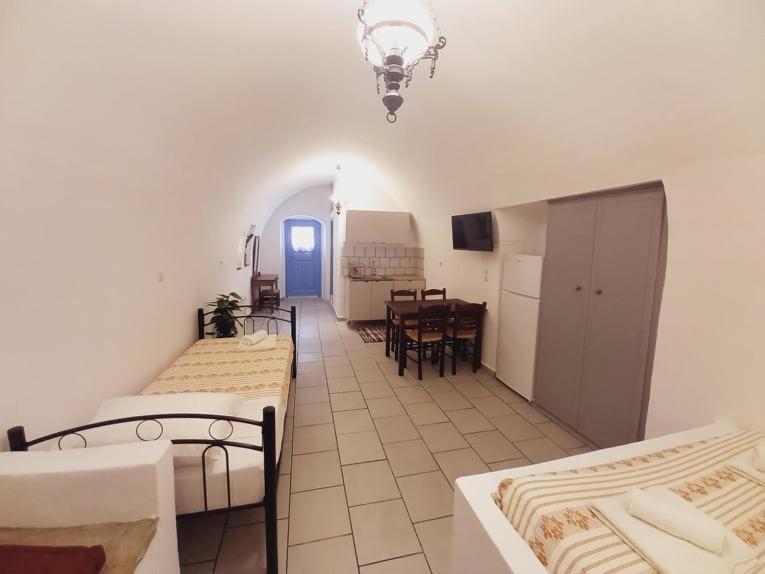 Abramis Studios Mitáta Kültér fotó